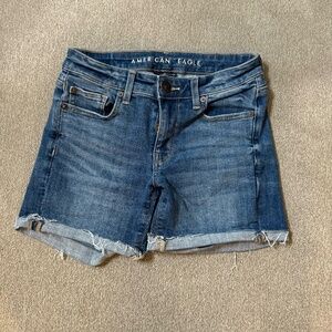 American Eagle shorts Hi-Rise Shortie next level stretch Size 0